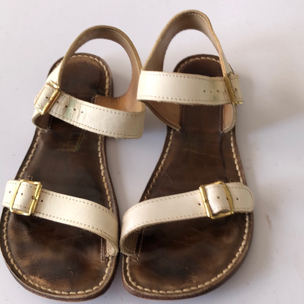 Size 8 White and Brown Vintage Leather Sandals